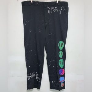 Hand painted Dickies Size 46x32 Aliens Solar System Rare